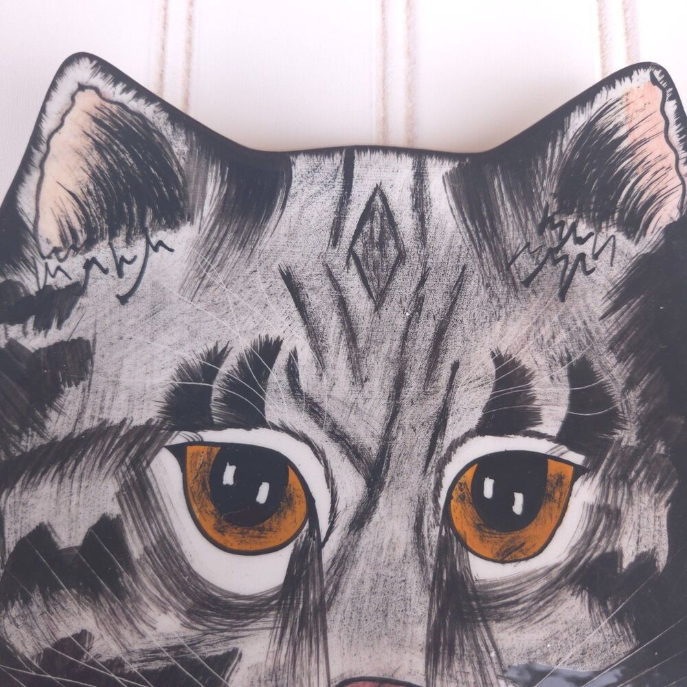Vintage Cats by Nina Lyman 8” Gray Tabby Cat Face Plate Amber Eyes Ceramic - Picture 2 of 7